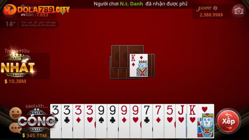 Tham gia Tiến lên trực tuyến tại game bài Dola789